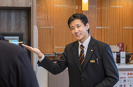 サービススタッフ